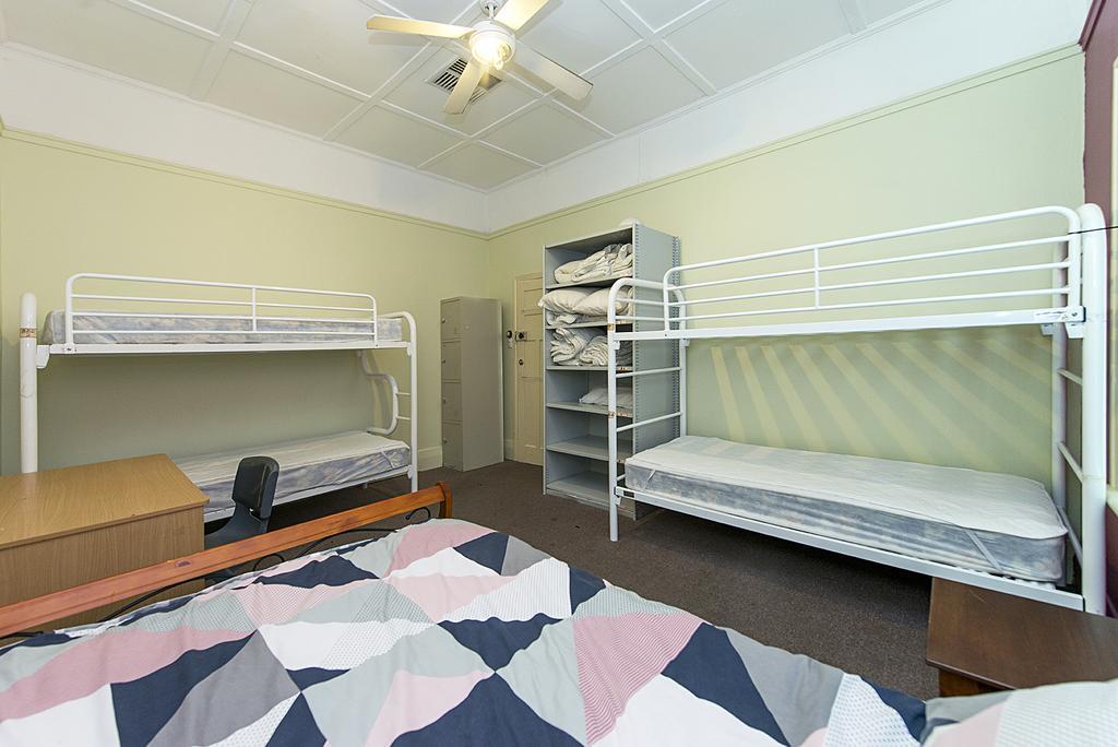 Victoria Park Lodge Перт Екстер'єр фото